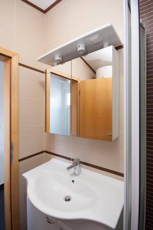 Apartman Sena พรีมอชเตน ภายนอก รูปภาพ